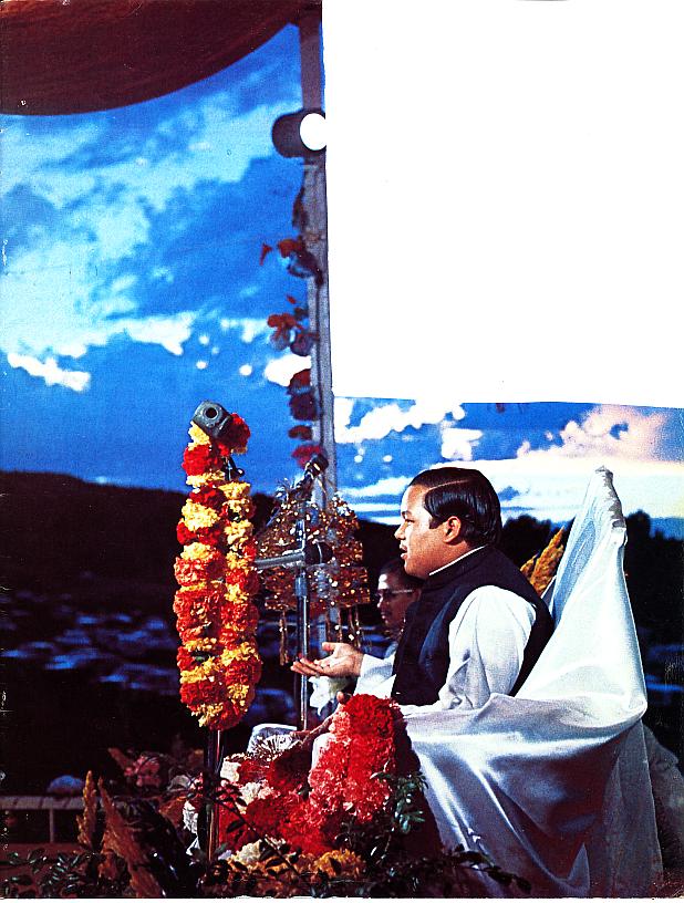 The 14 Year Old Guru and Perfect Master Prem Rawat in 1971