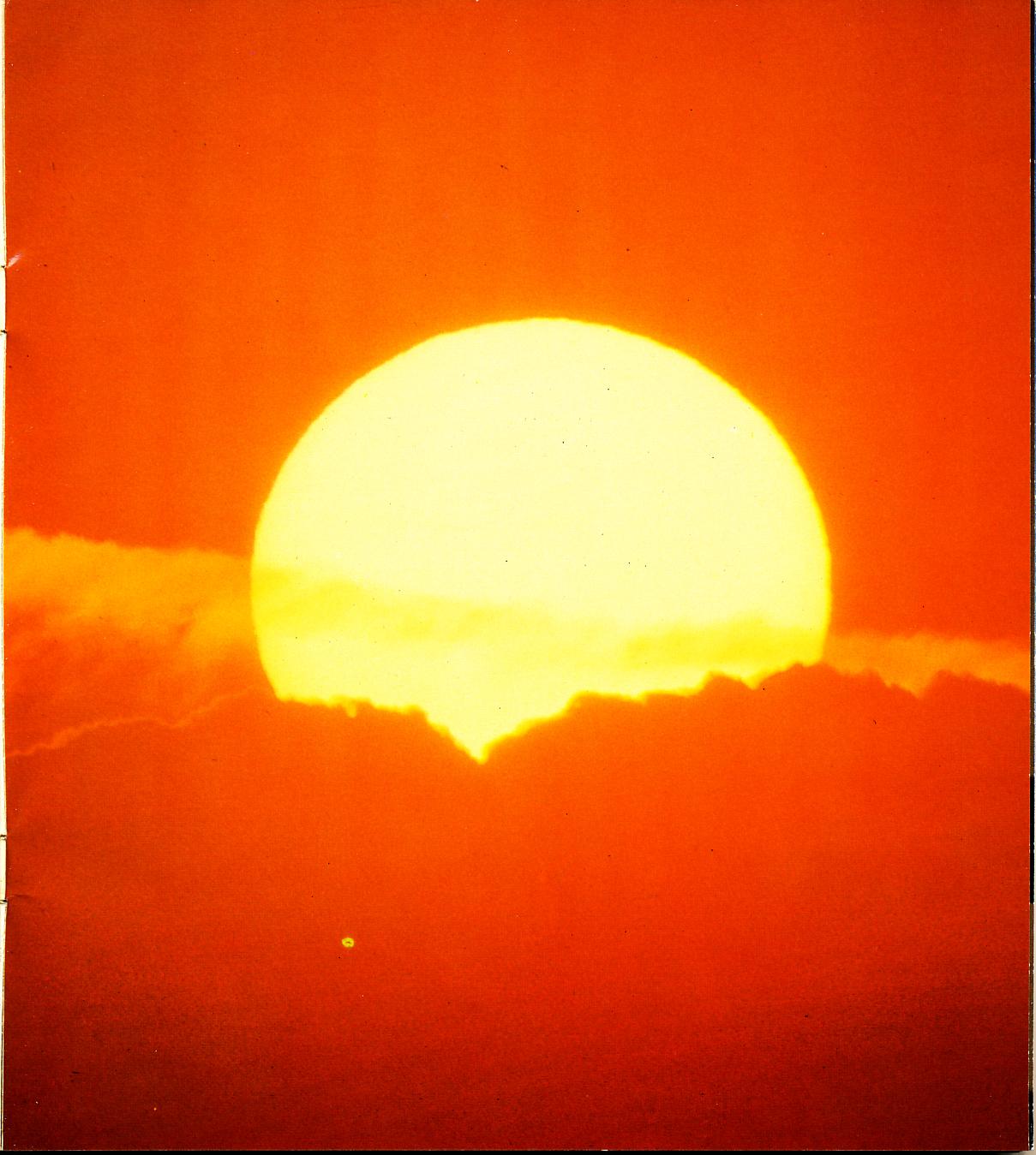 Photo Of Sunset In 1980 DUO Booklet Guru Maharaj Ji's World