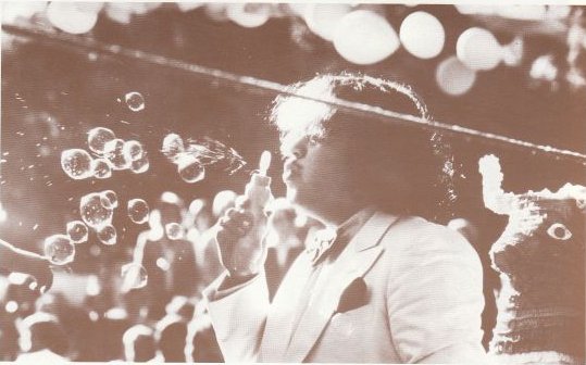 Prem Rawat aka Maharaji blowing bubbles in 1977