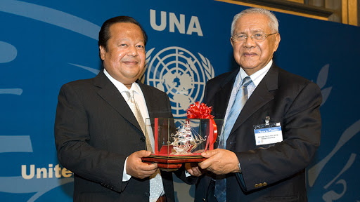 Prem Rawat Receives UNA Honour