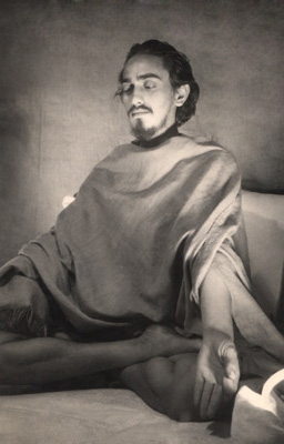 Swami Rama Poseur