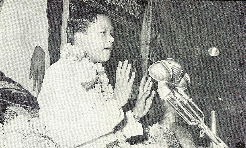 Prem Rawat aka Guru Maharaj Ji - Divine Light magazine Guru Puja Special 1973