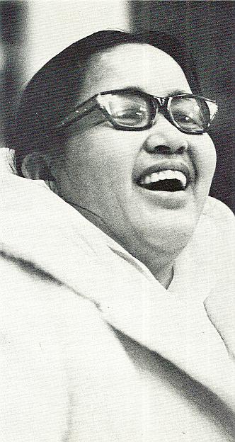 Prem Rawat's Divine Mother Mata Ji Who Later Disowned Him - Divine Light magazine Guru Puja Special 1973