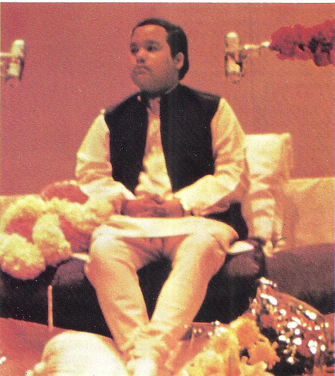 Prem Rawat aka Guru Maharaj Ji - Divine Light magazine Guru Puja Special 1973