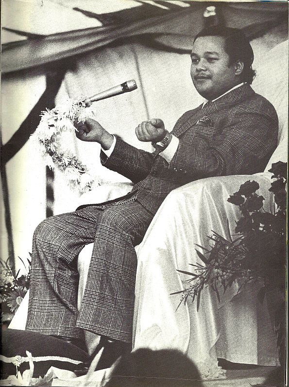 Divine Light Magazine Vol 3 No 4 January 1974