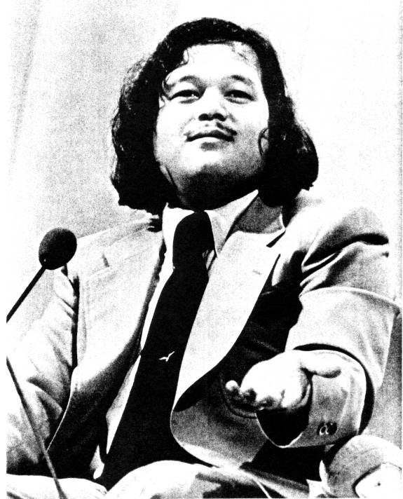Prem Rawat Inspirational Speaker the Lord of the Universe On Stage Montreal April 29, 1977