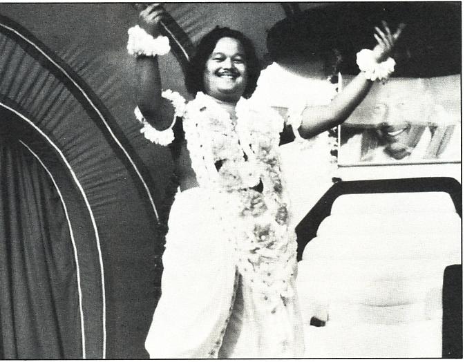 Prem Rawat Inspirational Speaker Dancing on Stage At Holi Festival in Marbella, Spain, April 1979