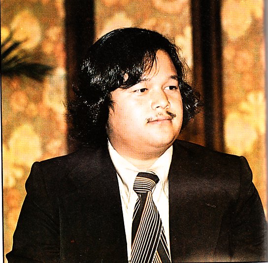 Prem Rawat (Maharaji) Fat and Jowly in Rhode Island, 1976