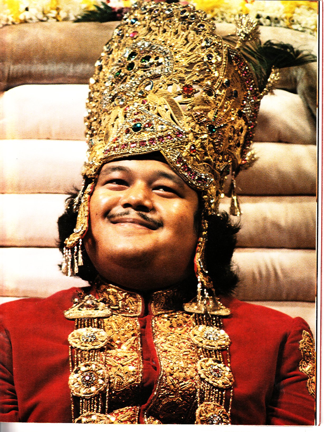 Prem Rawat (Maharaji) Dressed As Krishna at Hans Jayanti 1978
