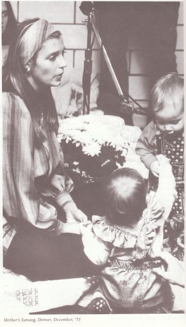 Marolyn Rawat aka Durga Ji at Mothers' Satsang, Denver, December 1975