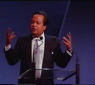 Maharaji aka Prem Rawat in Paris 1993 Maharaji aka Prem Rawat in Paris 1993