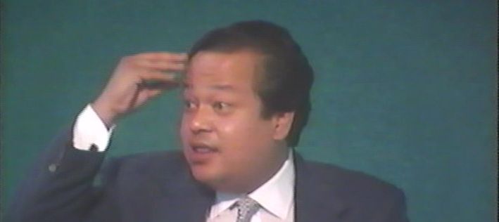 Maharaji with Aspirants 1993