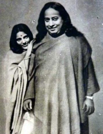 Yogananda with Anandamayi