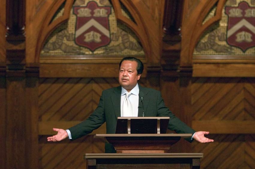 Prem Rawat pictured speaking at Harvard University's Sanders Theatre Prem Rawat aka Maharaji aka Guru Maharaj Ji Speechifying