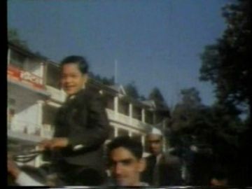 Prem Rawat being led on a horse