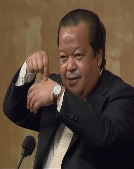 Mr Rawat 2005