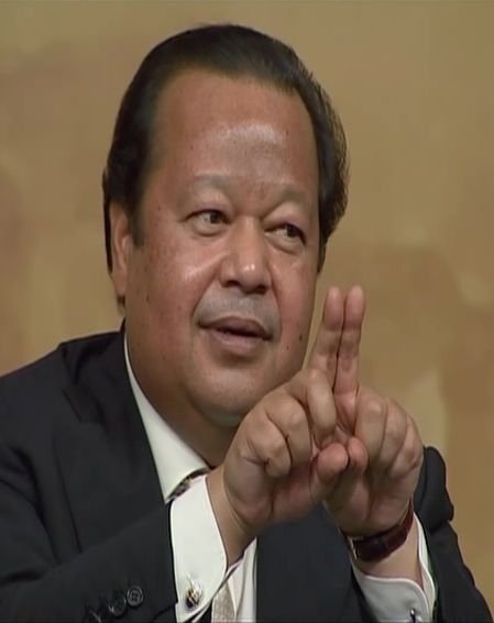 Mr Rawat 2005